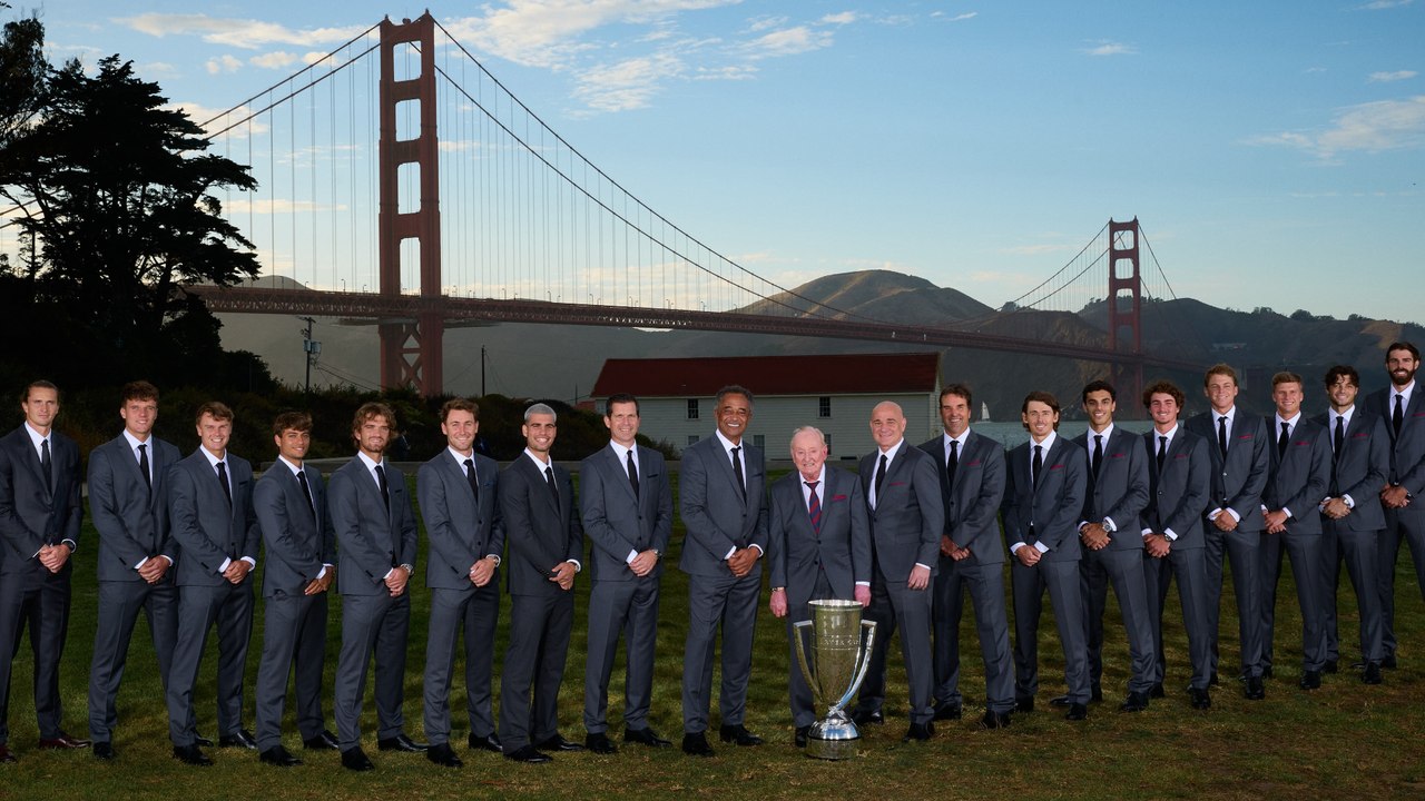 Laver Cup 2025 - Carlos Alcaraz, Roger Federer, Alexander Zverev, Rod Laver... la photo iconique de la Laver Cup 2025 !