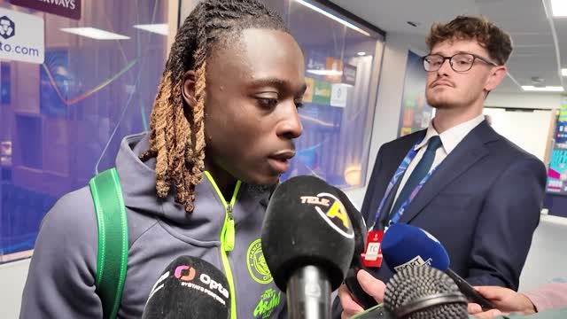 Man. City - Doku : "De Bruyne est une légende ici"