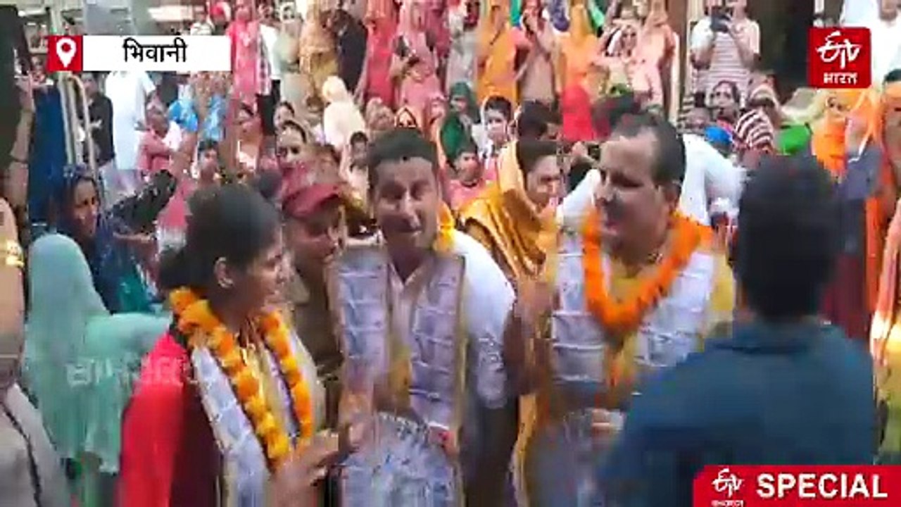 वर्ल्ड बॉक्सिंग चैंपियनशिप विजेता जैस्मिन लंबोरिया का भव्य स्वागत, भिवानी में निकाला गया विजयी जुलूस, सांसद बोले-"बेटी पर गर्व"
