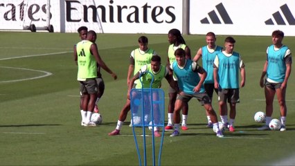 Último entrenamiento del Real Madrid antes de medirse al Espanyol