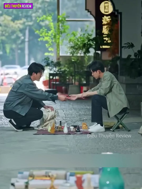 Anh Đồng Nát Kiếm Sống Qua Ngày Bị Xua Đuổi, Lại Là Thiên Tài Giám Định Đồ Cổ Sở Hữu Thiên Nhãn