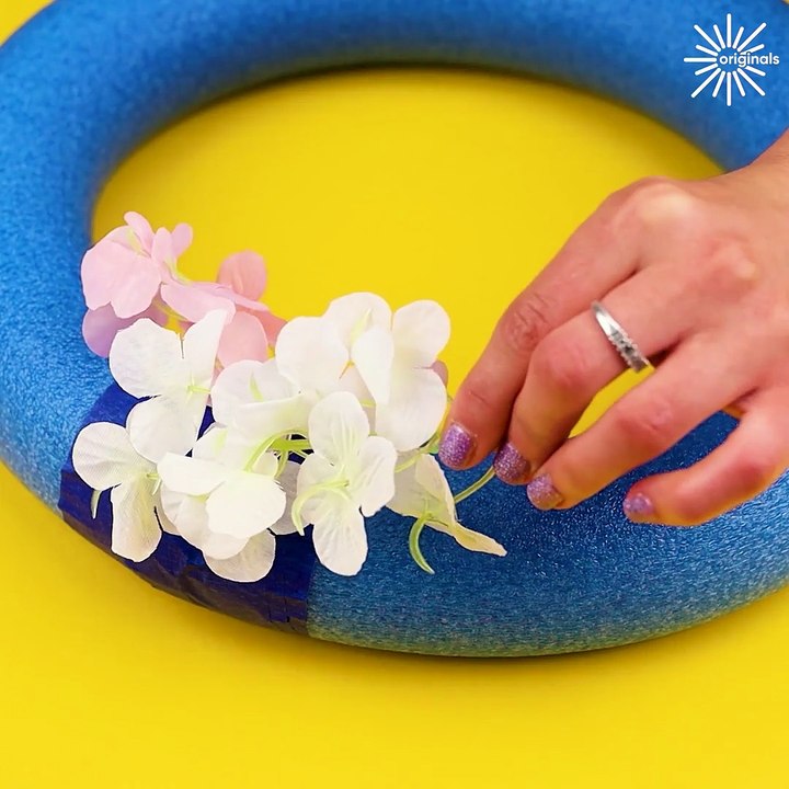 Let's decorate your home using pool noodles!