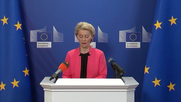 Bruselas pide adelantar a enero de 2027 el veto al gas natural licuado ruso