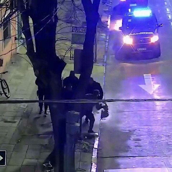 Denuncian que a un joven lo asesinó la policía tras un forcejeo