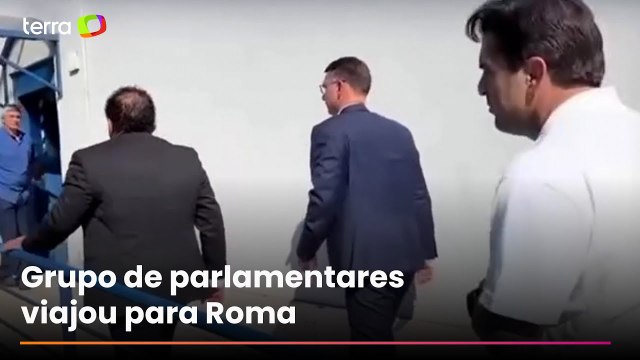 Flávio Bolsonaro, Damares e Magno Malta visitam Carla Zambelli em prisão na Itália