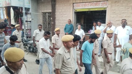 बेटे ने की लूट, पिता ने छुपाया एक करोड़ का माल... अब निकली परेड