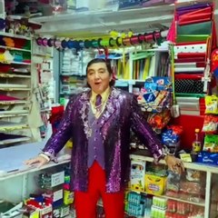 Carlos Bonavides genera críticas en redes sociales por participar en comercial de papelería en Ciudad Juárez