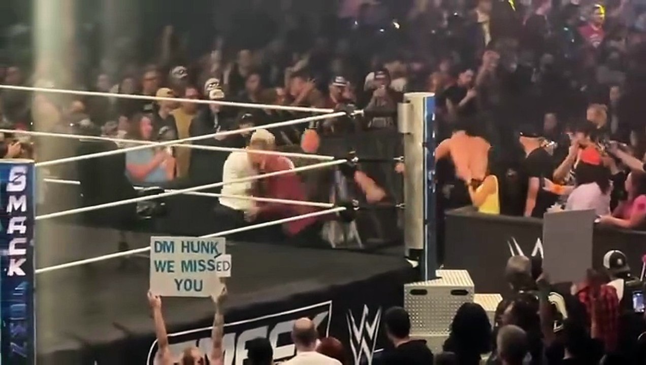 Cody Rhodes Brawls With Drew McIntyre - WWE Smackdown 9/19/2025