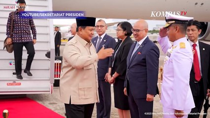 Aksi Didit Hediprasetyo Payungi Presiden Prabowo Tiba di Osaka, Jepang