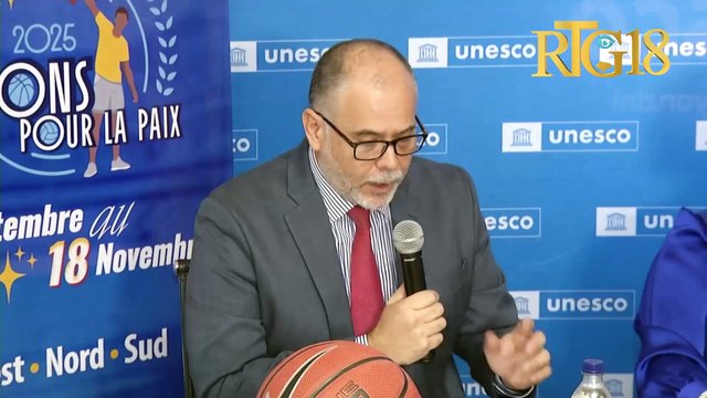 Lansman yon tounwa baskètbòl ak foutbòl pou inivèsite nan Lwès, Nò ak Sid.