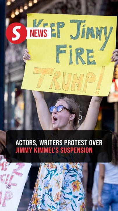 Writers, actors rally in New York to defend free speech after Disney suspends Jimmy Kimmel