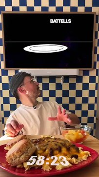 L’ultime omelette de Regular Show, le défi de tout manger en moins d’une heure (le challenge) #defi #regularshow #omelette #dessinanime #foodchallenge