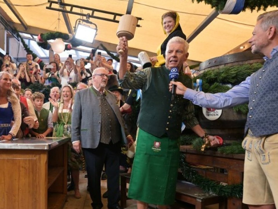 "O'zapft is!": OB Dieter Reiter eröffnet Oktoberfest 2025