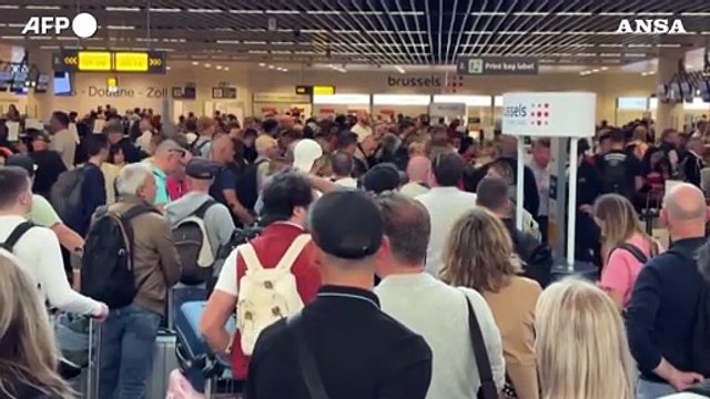Bruxelles, aeroporto colpito da un cyberattacco: ritardi e cancellazioni dei voli