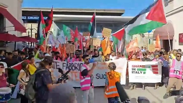 Prato in piazza: i lavoratori Sudd Cobas contro sfruttamento e aggressioni