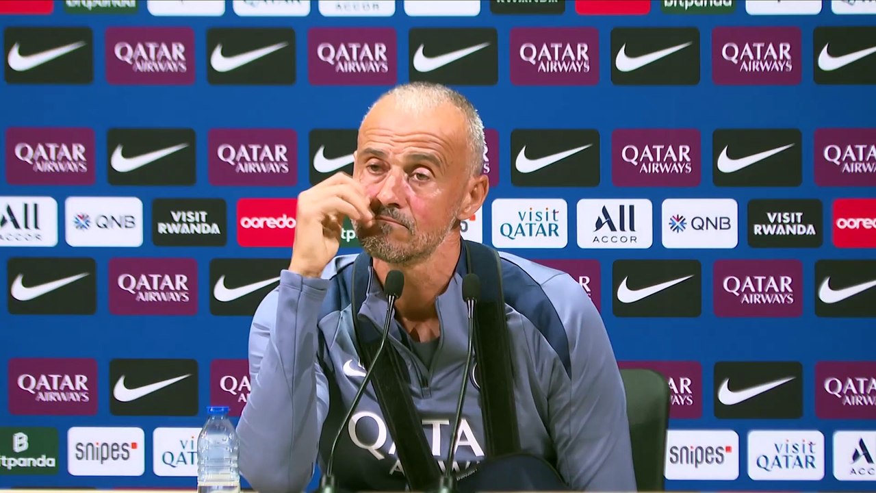 Luis Enrique chante pour Ousmane Dembélé en conférence de presse - Foot - Ballon d'Or