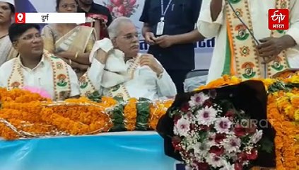 दुर्ग में कांग्रेस का श्रमिक सम्मेलन, नेताओं ने कहा- बीजेपी ने असंगठित कामगारों की योजनाओं को कमजोर किया