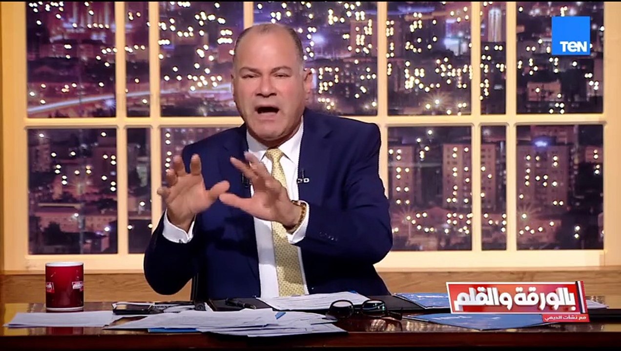 الديهي بعد أزمة اسورة المتحف المصري: دي سرقة شعب وتاريخ والله لو انا وزير الآثار هستقيل