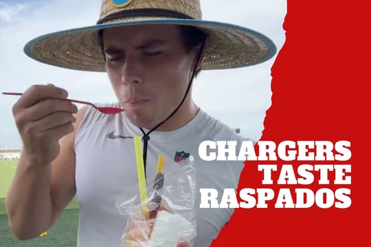 Los Angeles Chargers players try fruit raspados for the first time and their reactions are priceless