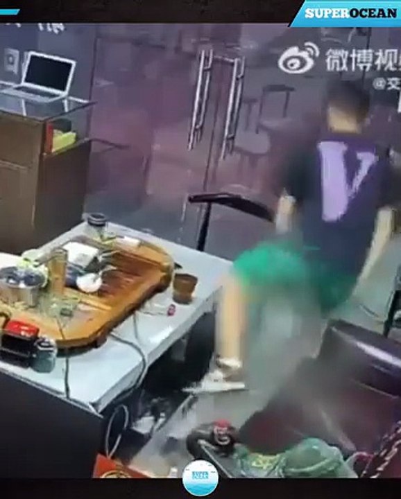 Shocking Moments 2