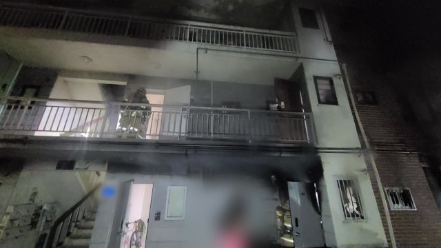 남양주 빌라 화재...40대 엄마 사망·8세 아들 중상 / YTN