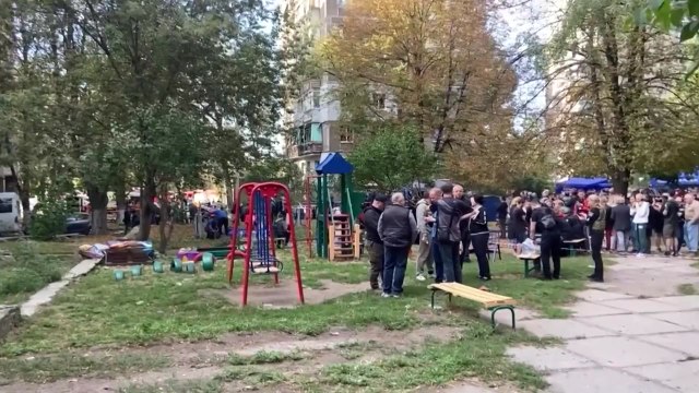 러 공습, 우크라 3명 사망...폴란드, 군용기 급파 / YTN