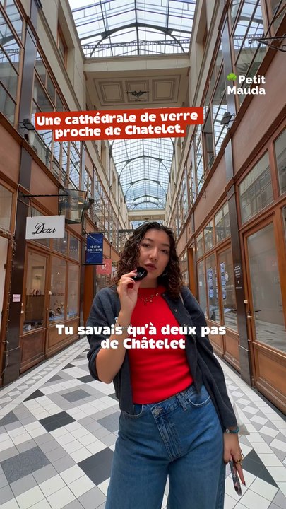 Une cathédrale de verre au cœur de Paris ✨📍 Passage du Grand Cerf, Paris 2, 145 rue Saint-Denis 75002 Paris©️ Crédit : @petitmauda🎁 Tous nos bons plans en bio ! ❤️‍🔥👉🏻 Abonne-toi, on t’emmène dans d’autres passages secrets de Paris.