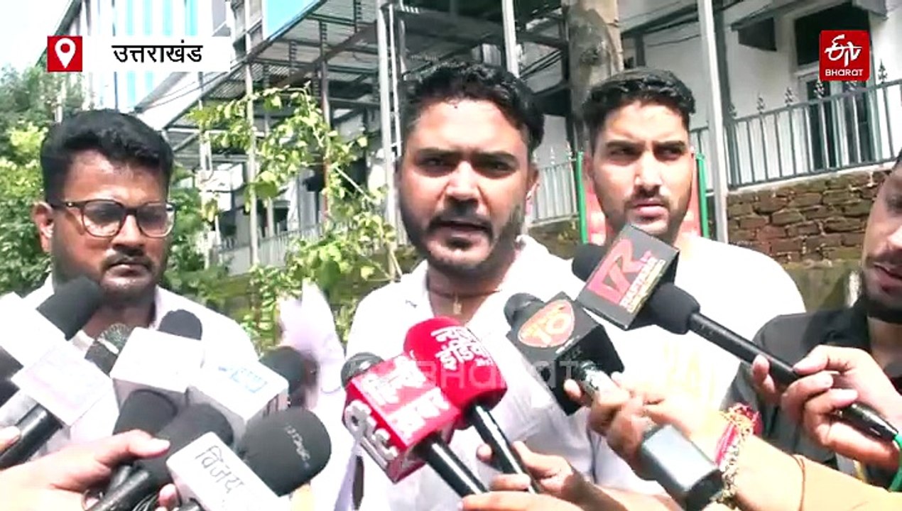 UKSSSC भर्ती परीक्षा: बेरोजगार संघ ने किया पेपर लीक का दावा, आयोग ने माना तीन पन्ने आए बाहर, बुलाई हाई लेवल मीटिंग