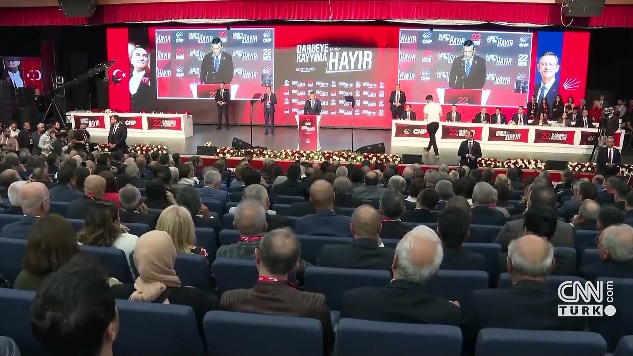 CANLI | CHP 22. Olağanüstü Kurultayı toplandı: Özgür Özel yeniden genel başkan seçildi