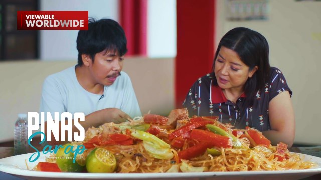 Pancit bihon with longganisa ng mga taga-San Juan, bakit must-try? | Pinas Sarap