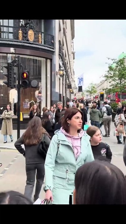 🇬🇧 No commentary, just pure London 4k vibes 🎧🚶
