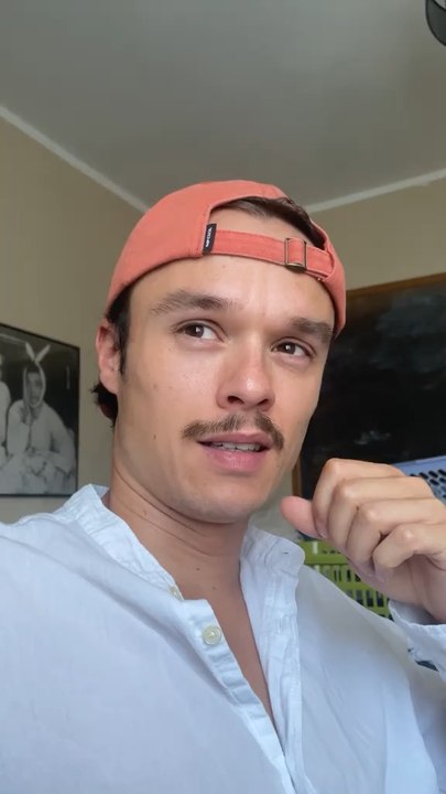 POV : t’es con
