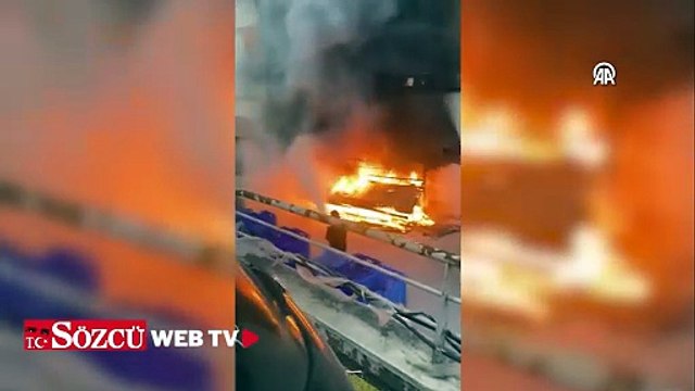 Küçükçekmece'de bir marketin önünde başlayıp 2 binaya sıçrayan yangın söndürüldü