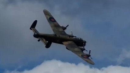 Northamptonshire: Lancaster Bomber flypast