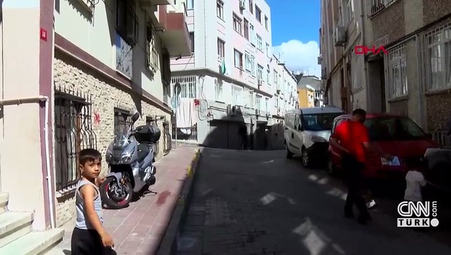 İstanbul Fatih'te dehşet! Yabancı uyruklu kadın evinde boğazı kesilmiş halde bulundu