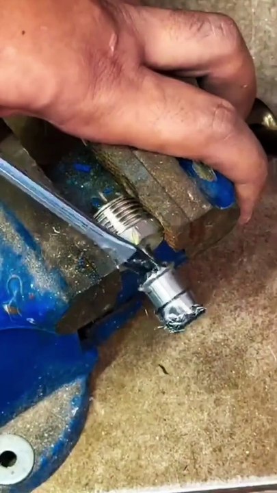 #DecorationPlumbingRenovation #HomePlumbingRenovation BraidedPlumbing Copper and aluminum wire connection method