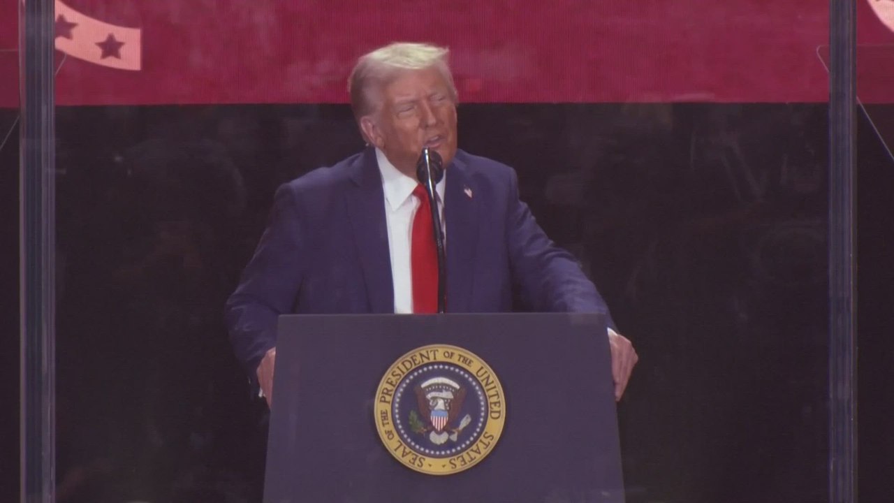 Trump and Erika Kirk Deliver Emotional Closing at Charlie Kirk Memorial