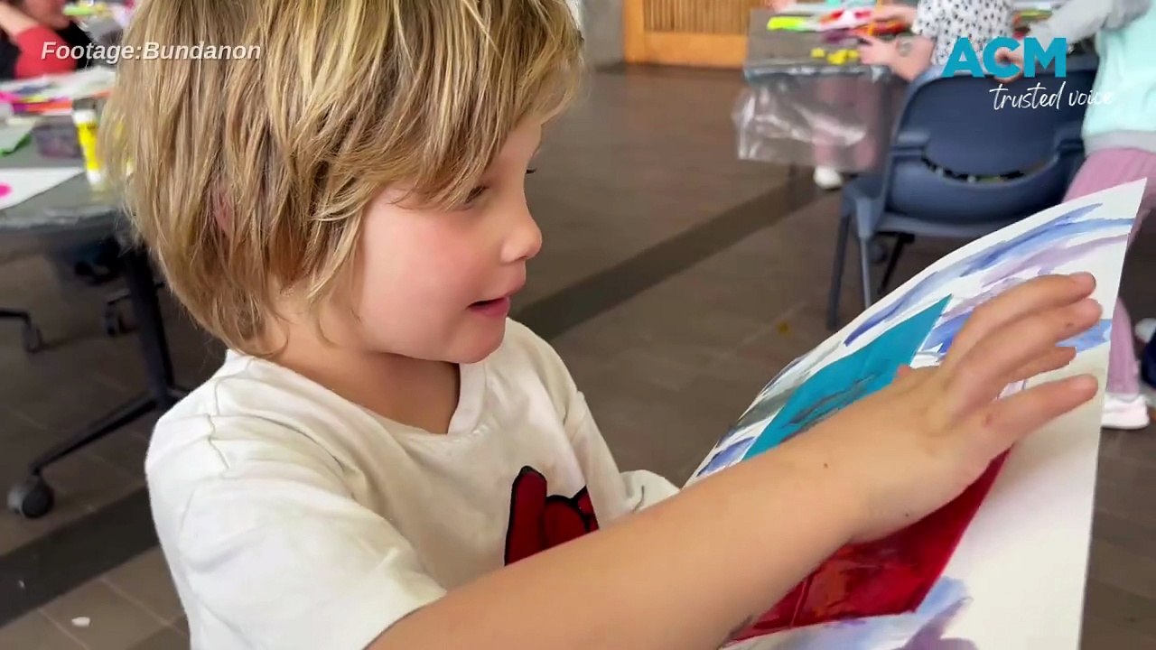 Nowra East Preschool Colour Workshop & meeting artists Betty Kuntiwa Pumani and Tuppy Goodwin