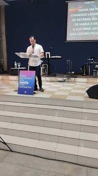 Aos pés de Jesus Lições com a família de Lázaro