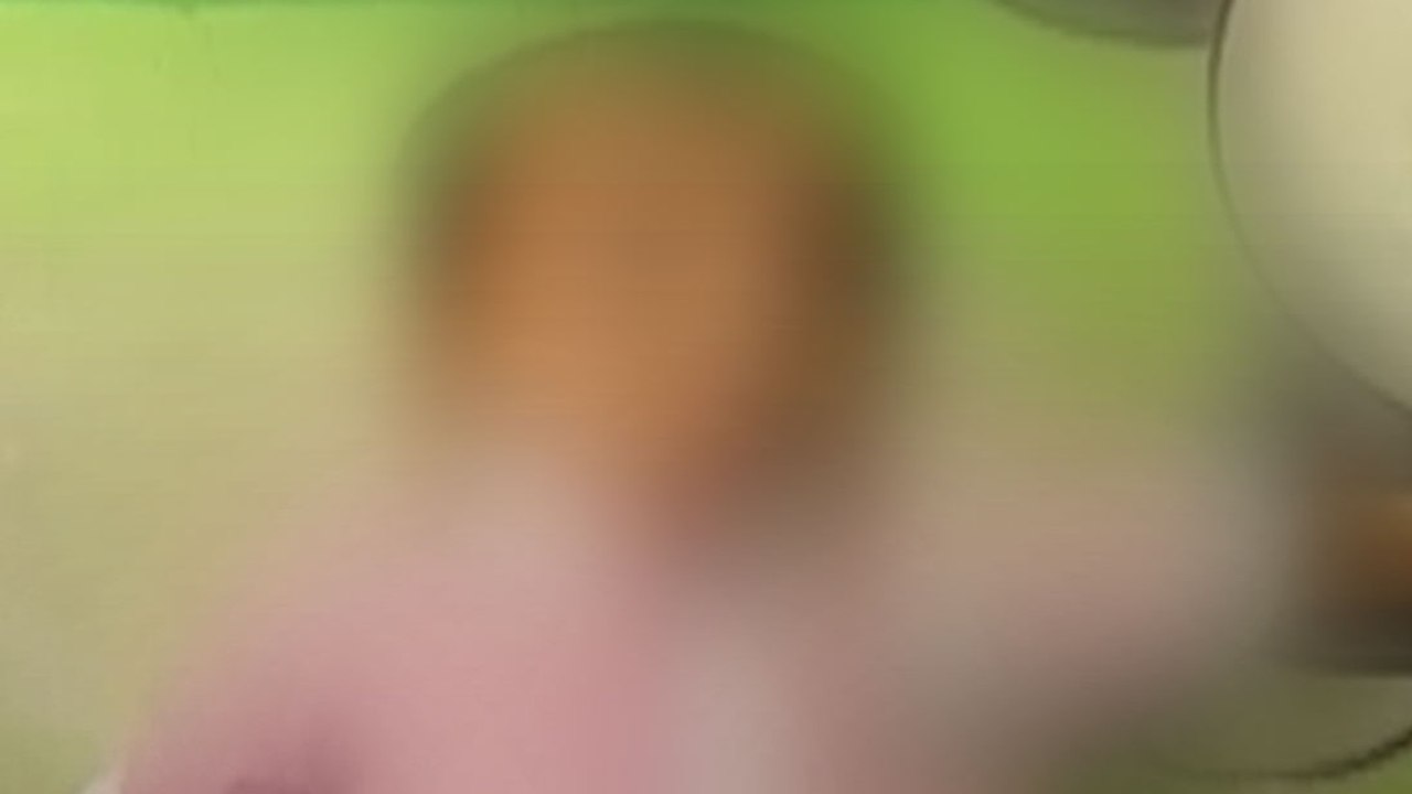 ताली नहीं बजाई, टीचर ने बच्चे को जड़े थप्पड़, Video