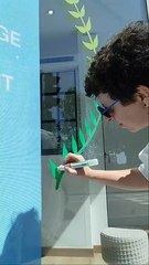 Peinture sur vitrine sur le thème de l'été