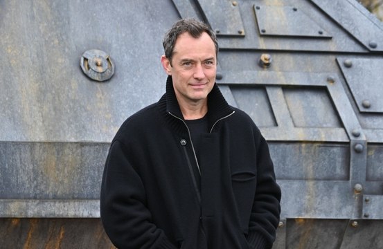 Jude Law impõe condição para voltar em ‘O Amor Não Tira Férias’