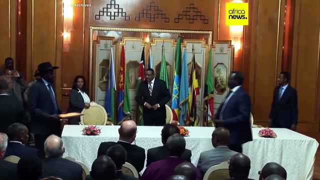 South Sudan: Riek Machar presented in a cage as high-stakes treason trial unfolds