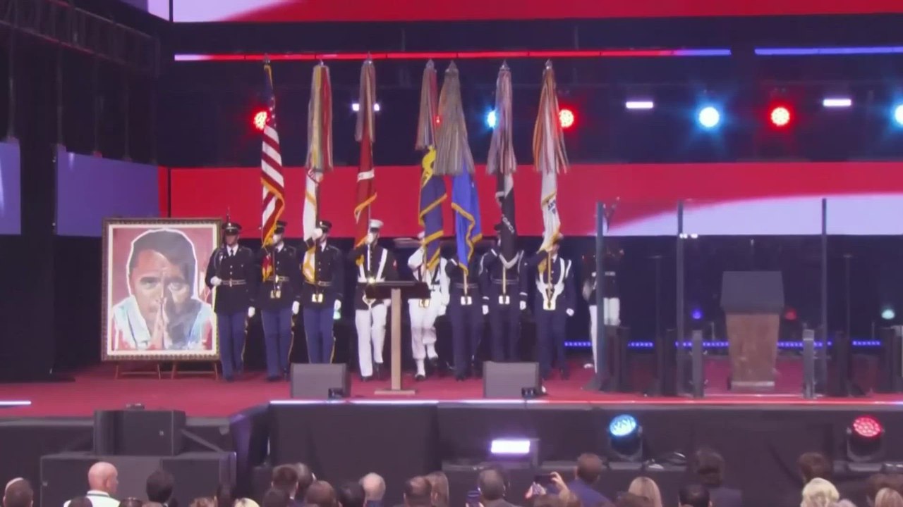 Steve Amerson Delivers Powerful National Anthem at Charlie Kirk Memorial