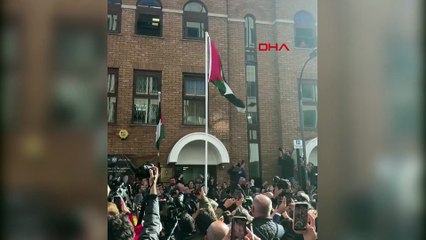 Londra'da Filistin elçiliği açıldı