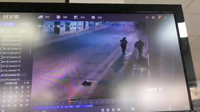 Herido tras recibir un fuerte golpe de un camión cuando caminaba por la acera en Nava de la Asunción