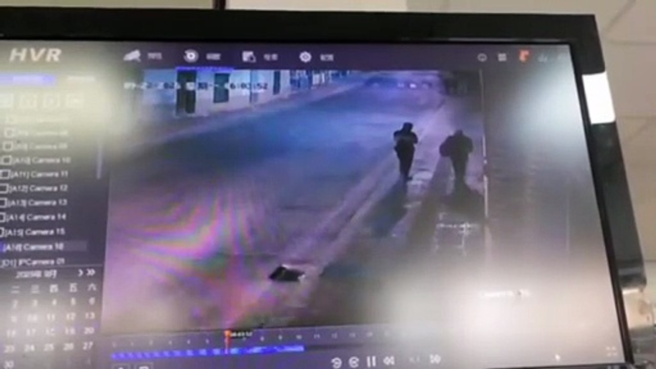 Herido tras recibir un fuerte golpe de un camión cuando caminaba por la acera en Nava de la Asunción