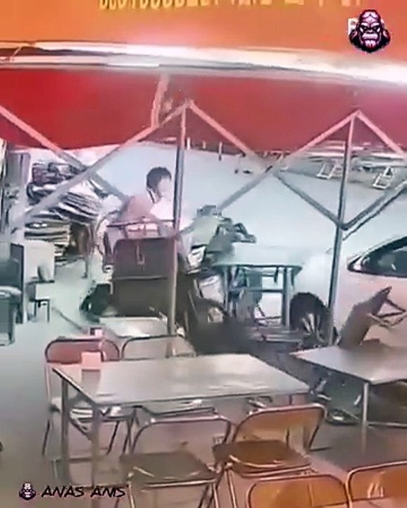 Shocking Moments 3