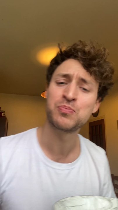 Mon livre de recettes : Tout faire dans une mini cuisine avec 4 ustensiles (pas besoin de four)