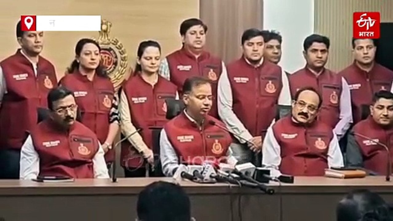 पुलिसकर्मी बनकर ज्वेलरी शॉप से लूटे थे 20 लाख और गोल्ड, क्राइम ब्रांच ने तीन बदमाशों को दबोचा